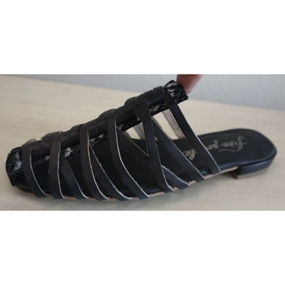 Free People Women Sz US 6/EU 36 Black Snake Print Odette Strappy Flat Sandals $8 - Picture 8 of 13